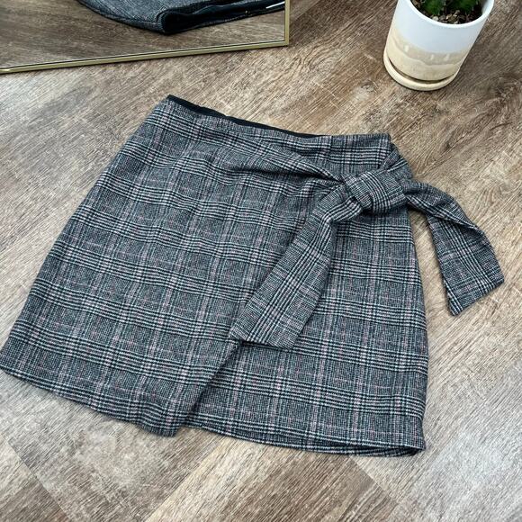 Aritzia Plaid Wilfred Wool/Cashmere Skirt wrap tie flannel mini skirt - Picture 2 of 7